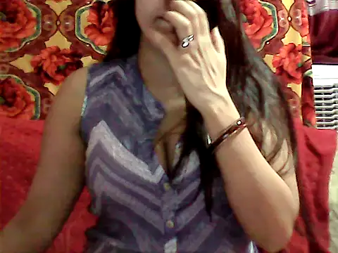 Snapshot of CuteBhabhi10 chatting on 09/11/25, 07:25 CuteBhabhi10 online show from 09/11/25, 07:25