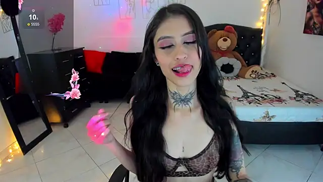 Melanny lopez18 online show from 05/05/26, 05:04