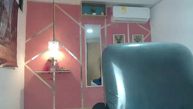 emy 0 online show from 02/25/25, 03:20