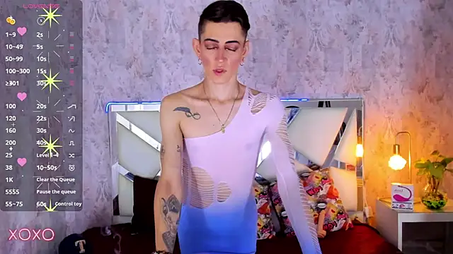 dominic thailor online show from 09/28/25, 01:27