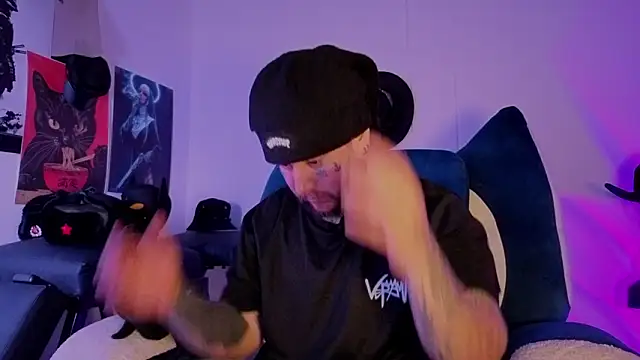 Ash gusbig online show from 02/01/26, 02:21