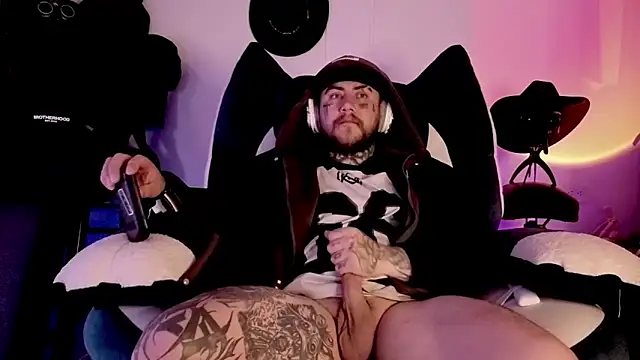 Ash gusbig online show from 03/01/26, 02:35