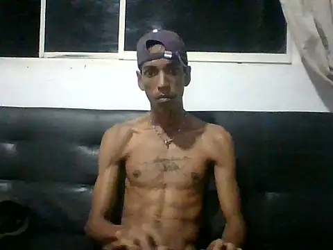 Snapshot of AlbertBigCock chatting on 06/17/26, 05:32 AlbertBigCock online show from 06/17/26, 05:32