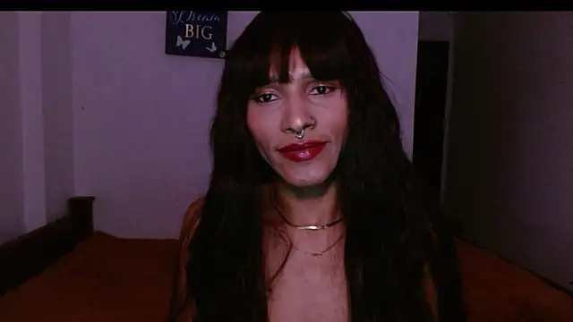 carolinemiller7 online show from 01/21/25, 09:13