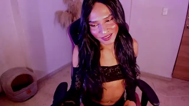 carolinemiller7 online show from 01/07/26, 06:49