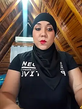 Snapshot of AmbarBurhan chatting on 12/03/25, 05:44 AmbarBurhan online show from 12/03/25, 05:44