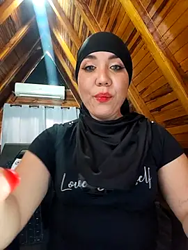 Snapshot of AmbarBurhan chatting on 01/14/26, 03:50 AmbarBurhan online show from 01/14/26, 03:50