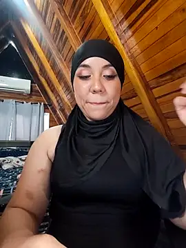 Snapshot of AmbarBurhan chatting on 02/13/26, 04:36 AmbarBurhan online show from 02/13/26, 04:36