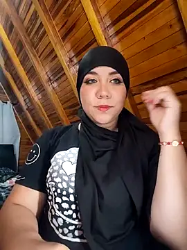 Snapshot of AmbarBurhan chatting on 02/26/26, 04:39 AmbarBurhan online show from 02/26/26, 04:39