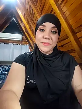 AmbarBurhan online show from 04/17/26, 06:33