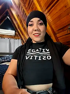 AmbarBurhan online show from 04/20/26, 04:21