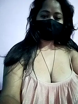Snapshot of Samarya-78 chatting on 02/05/25, 07:18 Samarya-78 online show from 02/05/25, 07:18