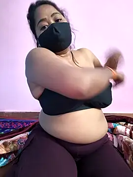Snapshot of Samarya-78 chatting on 02/07/25, 06:24 Samarya-78 online show from 02/07/25, 06:24