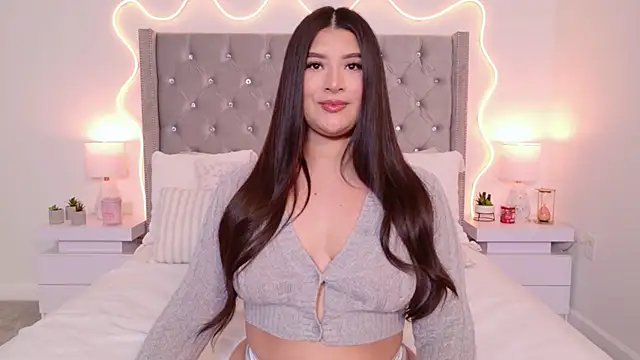 JuliaSUMMERS2022 online show from 04/16/26, 11:40