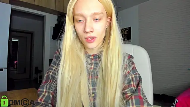  Alice Kitty online show from 10/30/25, 06:37