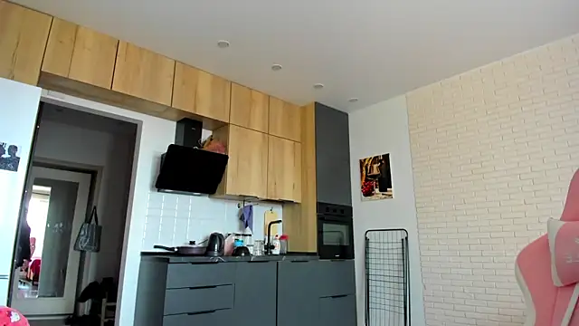  Alice Kitty online show from 04/22/26, 11:23