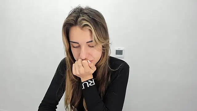 Summmmersky online show from 01/25/25, 08:21