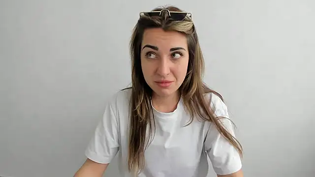 Summmmersky online show from 03/14/25, 02:19