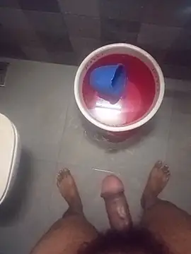 Snapshot of RyanHoran69@xh chatting on 11/09/25, 08:56 RyanHoran69xh online show from 11/09/25, 08:56