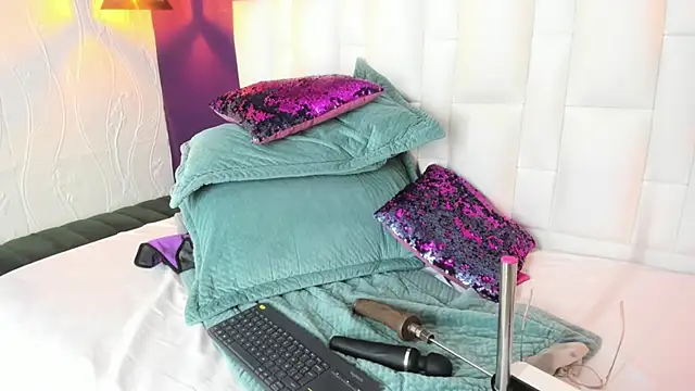 Abbyadams online show from 01/26/25, 02:24