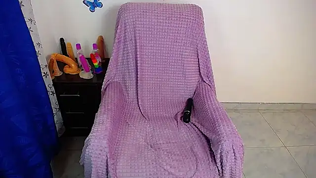 hot girl01 hanna online show from 11/30/25, 04:22