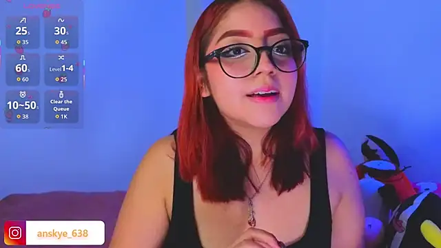 AnngelaSkye online show from 11/19/25, 04:45