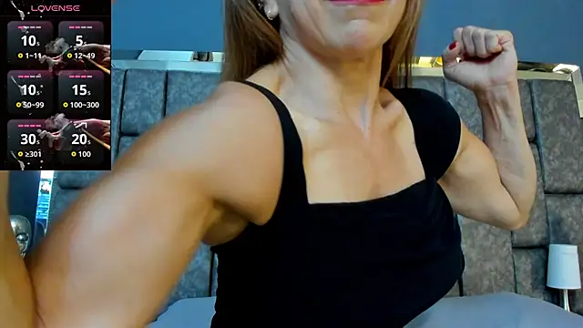 Snapshot of Matureyulyet chatting on 11/03/25, 08:10 Matureyulyet online show from 11/03/25, 08:10