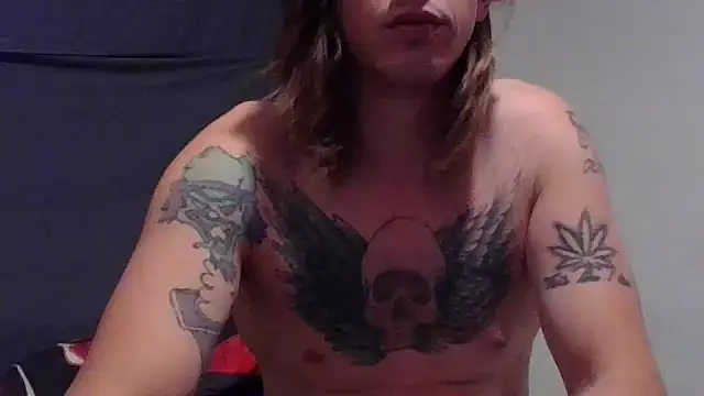 Snapshot of Turning2Jade chatting on 11/01/25, 10:12 Turning2Jade online show from 11/01/25, 10:12