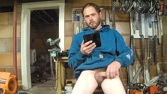 Bigoleslong98765 online show from 10/31/25, 02:40