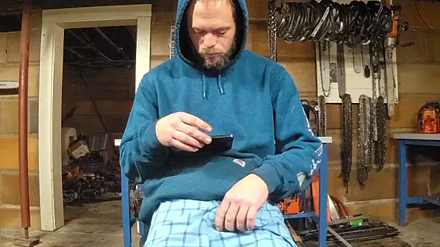 Bigoleslong98765 online show from 11/28/25, 04:37