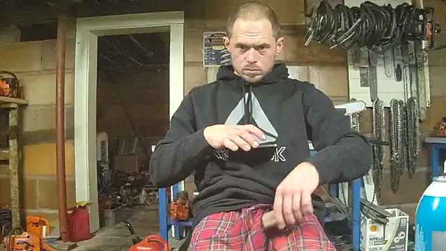 Bigoleslong98765 online show from 12/20/25, 07:43