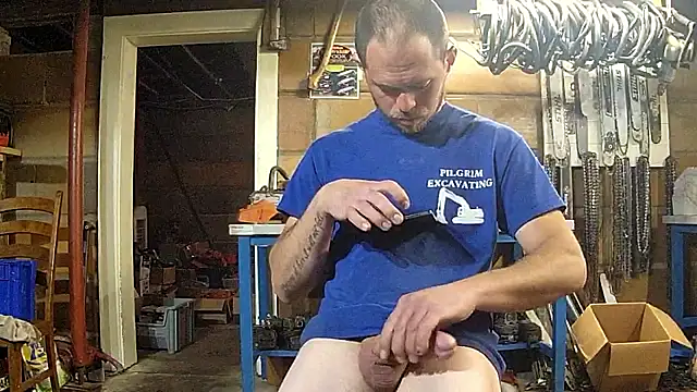 Bigoleslong98765 online show from 04/21/26, 09:06