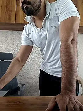 indianguy89 online show from 04/12/26, 05:45