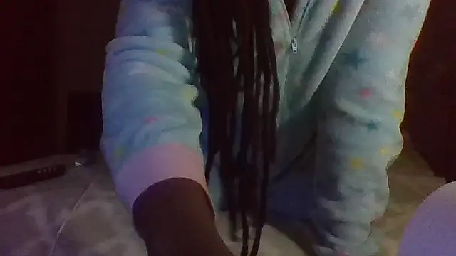 Snapshot of EbonyFetishQueen chatting on 04/22/26, 01:30 EbonyFetishQueen online show from 04/22/26, 01:30