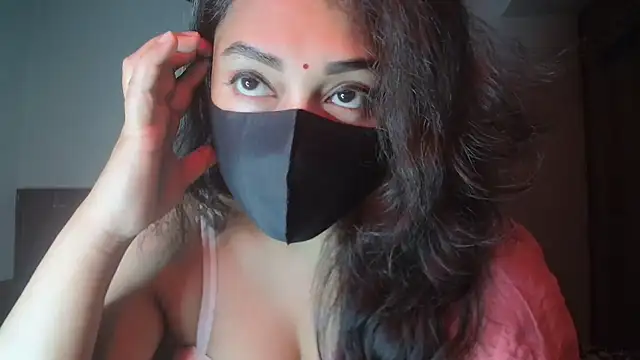 Most-Beautiful-Queen online show from 11/21/25, 07:23