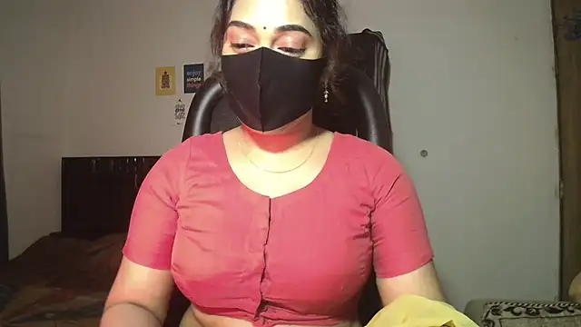 Most-Beautiful-Queen online show from 03/26/26, 08:03