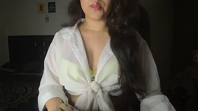 Most-Beautiful-Queen online show from 05/12/26, 07:33