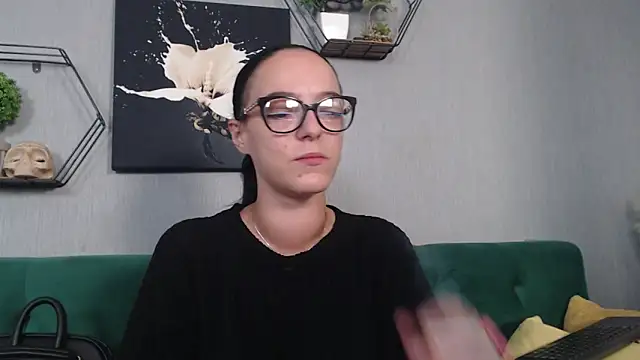 Snapshot of IzabelllNoir chatting on 10/09/25, 09:07 IzabelllNoir online show from 10/09/25, 09:07