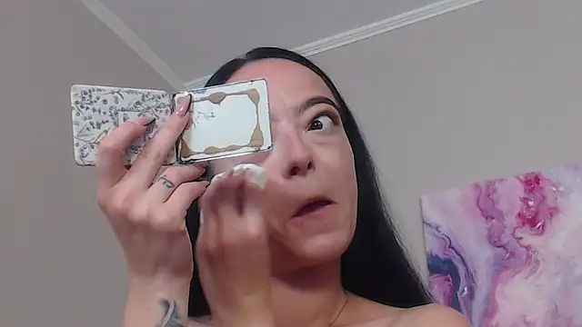 IzabelllNoir online show from 07/17/26, 09:05