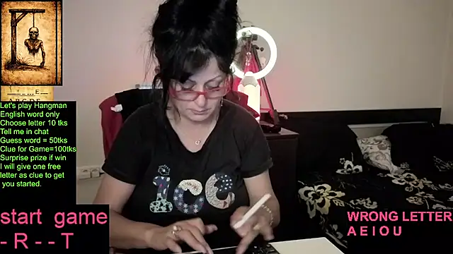 Snapshot of YourDreamLoverr chatting on 05/19/26, 11:11 YourDreamLoverr online show from 05/19/26, 11:11