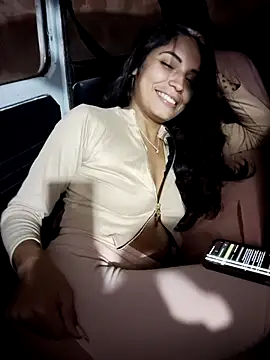 Snapshot of Anifer chatting on 11/08/25, 11:14 Anifer online show from 11/08/25, 11:14