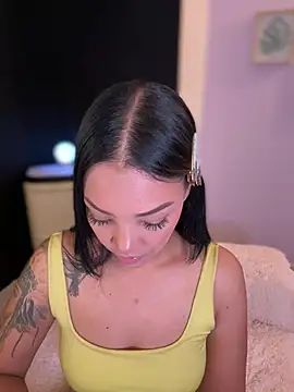 Sara LipsX online show from 03/03/26, 01:34