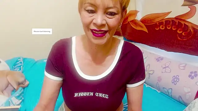 Snapshot of electra-mommy chatting on 10/11/25, 12:26 electra-mommy online show from 10/11/25, 12:26