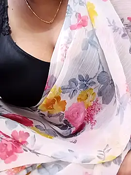 Snapshot of Rexx05@xh chatting on 11/03/25, 02:02 Rexx05xh online show from 11/03/25, 02:02