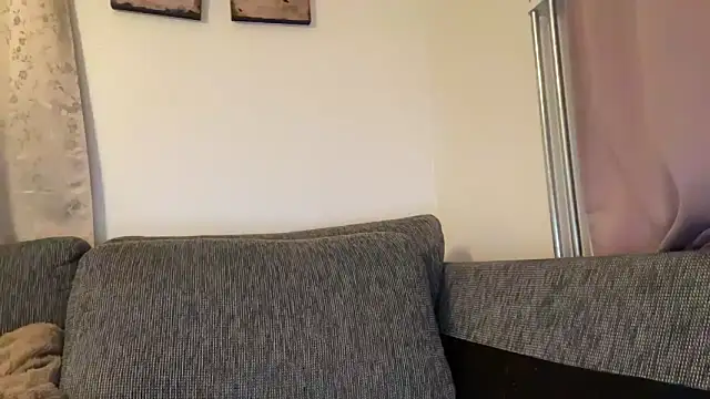 Snapshot of cumwithmee3 chatting on 03/17/25, 10:06 cumwithmee3 online show from 03/17/25, 10:06