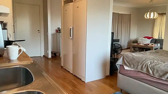 Snapshot of cumwithmee3 chatting on 03/19/25, 12:56 cumwithmee3 online show from 03/19/25, 12:56