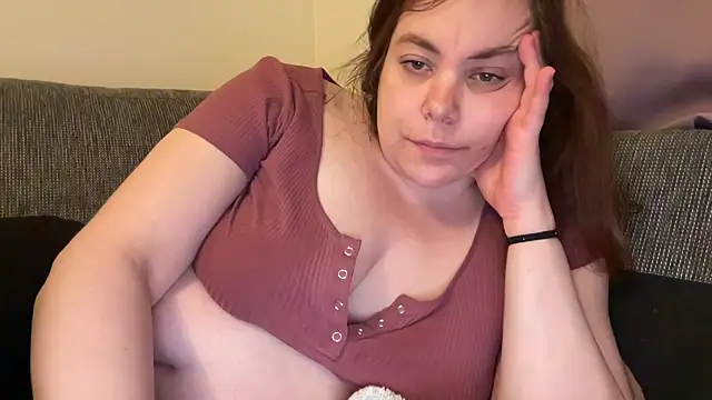 Snapshot of cumwithmee3 chatting on 09/16/25, 10:00 cumwithmee3 online show from 09/16/25, 10:00