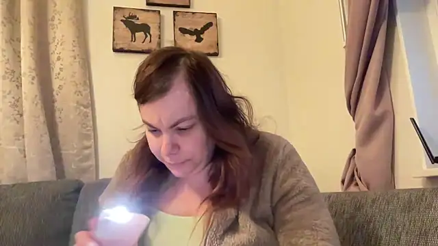 Snapshot of cumwithmee3 chatting on 11/24/25, 02:50 cumwithmee3 online show from 11/24/25, 02:50