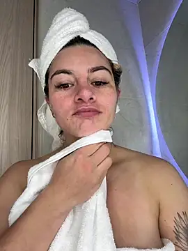 AtheneaRossi online show from 02/17/26, 12:12