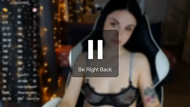 Snapshot of Mary___Moore chatting on 01/15/25, 10:06 Mary Moore online show from 01/15/25, 10:06